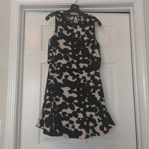 Black/ivory banana republic dress